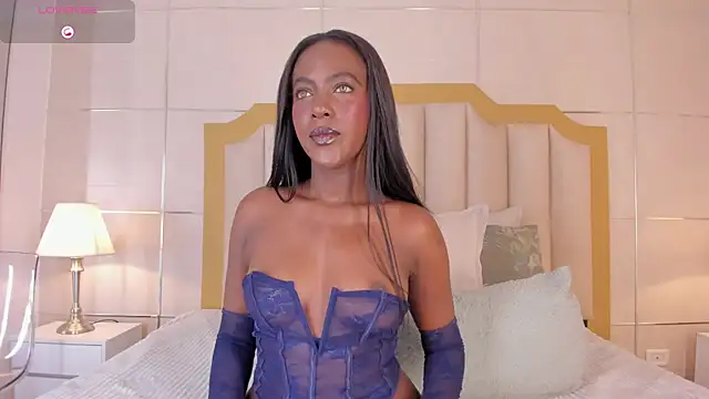 Snapshot of DakotaWangi chatting on 10.15.25 DakotaWangi online show from 10.15.25