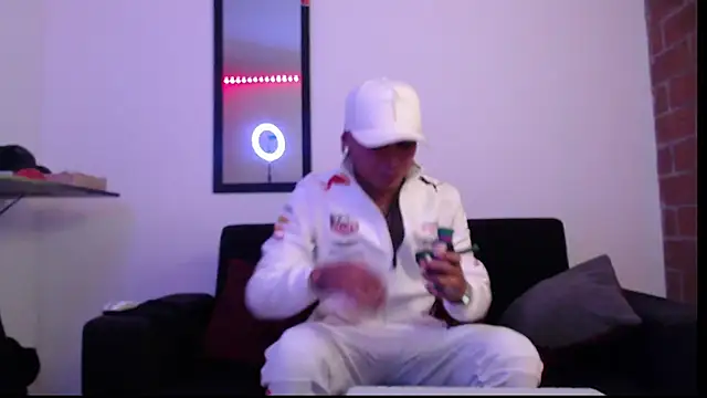 Snapshot of rickgraims chatting on 09.14.25 rickgraims online show from 09.14.25
