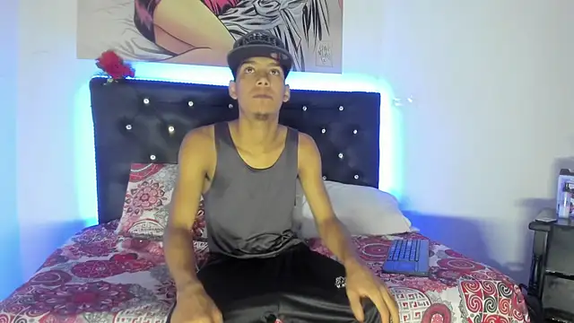 Snapshot of xxKamadevaxx chatting on 11.02.25 xxKamadevaxx online show from 11.02.25