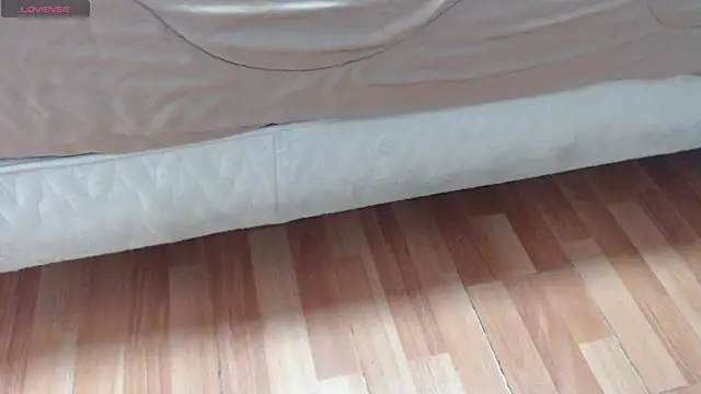 Shantal  G online show from 10.01.25