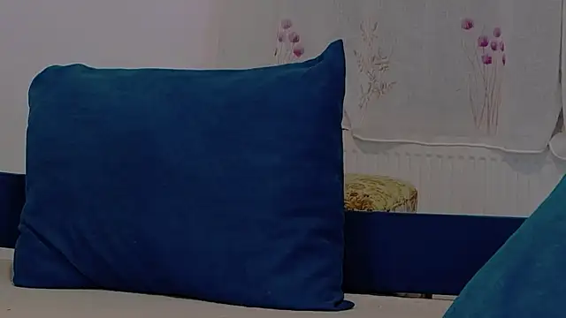 Snapshot of ScarlettNoirr chatting on 10.14.25 ScarlettNoirr online show from 10.14.25