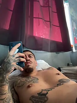 busnfatnutsLildee online show from 11.25.25