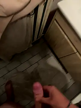 Snapshot of babyy47 chatting on 09.17.25 babyy47 online show from 09.17.25