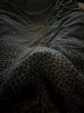 Snapshot of matzezsk chatting on 09.11.25 matzezsk online show from 09.11.25