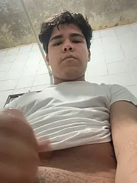 Snapshot of kjesusd12 chatting on 10.10.25 kjesusd12 online show from 10.10.25