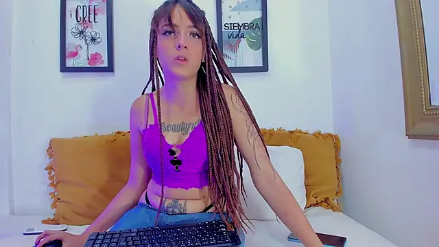 angelica bonn online show from 10.23.25