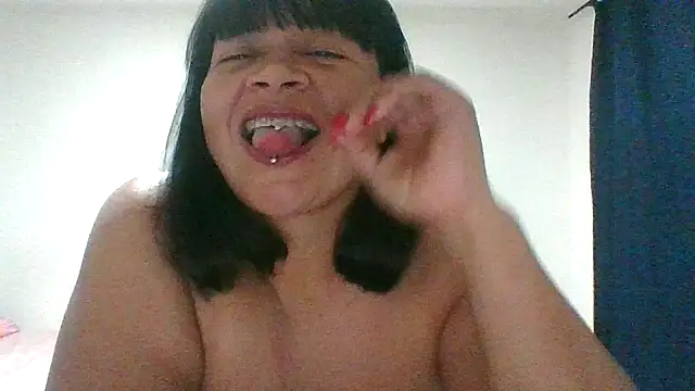 Snapshot of adri89-g chatting on 02.10.26 adri89-g online show from 02.10.26