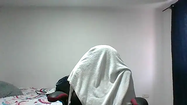 Snapshot of adri89-g chatting on 03.06.26 adri89-g online show from 03.06.26