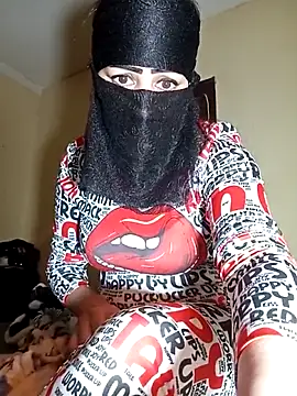 Snapshot of Aylol_dalo3a chatting on 10.10.25 Aylol dalo3a online show from 10.10.25