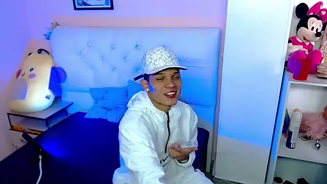 EL VENEZOLANO 22CM online show from 10.03.25