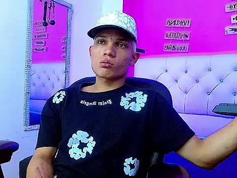 EL VENEZOLANO 22CM online show from 10.11.25