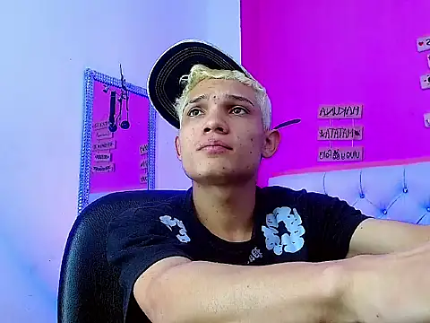 EL VENEZOLANO 22CM online show from 10.12.25