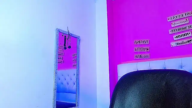 EL VENEZOLANO 22CM online show from 10.13.25