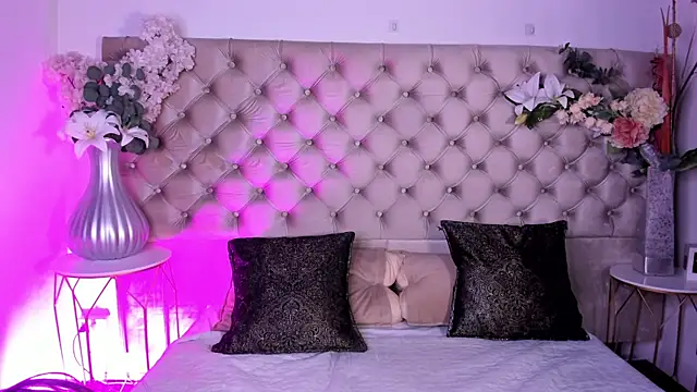 AishaValcazar online show from 02.05.26