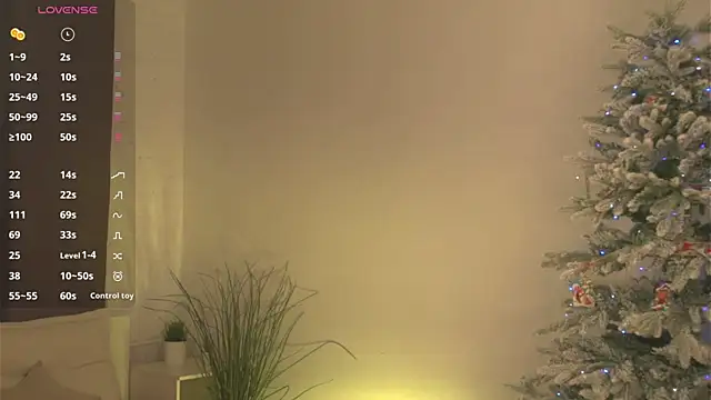 ellliefrost online show from 12.04.25