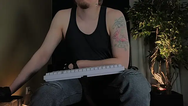 Vincent Hardman online show from 04.24.26