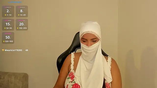 Snapshot of aishaa_boobs chatting on 11.18.25 aishaa boobs online show from 11.18.25