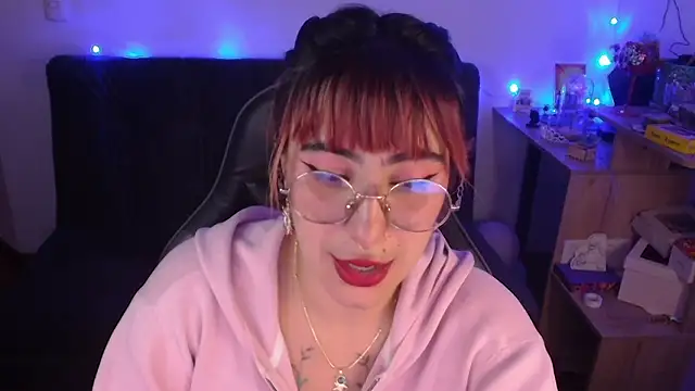 Miacatsito3 online show from 03.13.26