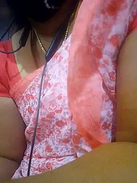 Snapshot of TAMI_KAYAL chatting on 11.07.25 TAMI KAYAL online show from 11.07.25