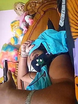 Snapshot of TAMI_KAYAL chatting on 11.11.25 TAMI KAYAL online show from 11.11.25