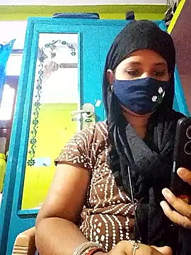 Snapshot of TAMI_KAYAL chatting on 11.14.25 TAMI KAYAL online show from 11.14.25