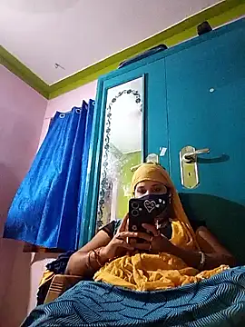 Snapshot of TAMI_KAYAL chatting on 11.16.25 TAMI KAYAL online show from 11.16.25