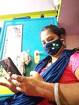 Snapshot of TAMI_KAYAL chatting on 11.19.25 TAMI KAYAL online show from 11.19.25