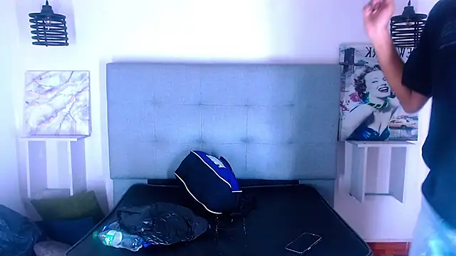 Snapshot of Billie_Turner_ chatting on 11.14.25 Billie Turner online show from 11.14.25