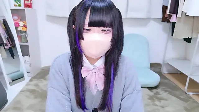 Snapshot of Nano_chan_ chatting on 10.13.25 Nano chan online show from 10.13.25