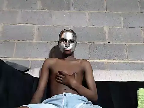 Romeo Favent online show from 09.18.25