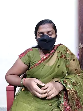 Snapshot of Sowjanya-telugu chatting on 01.13.26 Sowjanya-telugu online show from 01.13.26