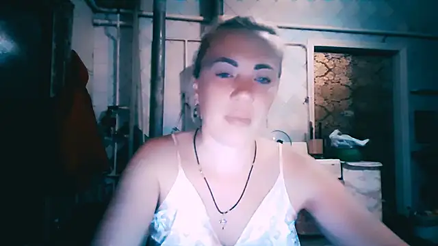 EmmaCat  online show from 06.17.26