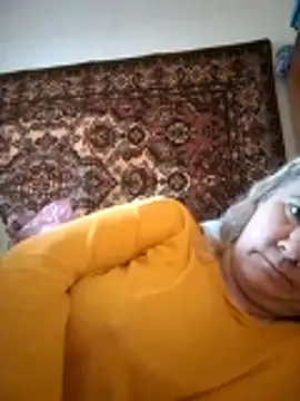 Snapshot of goodstyle chatting on 11.08.25 goodstyle online show from 11.08.25