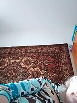 Snapshot of goodstyle chatting on 11.18.25 goodstyle online show from 11.18.25