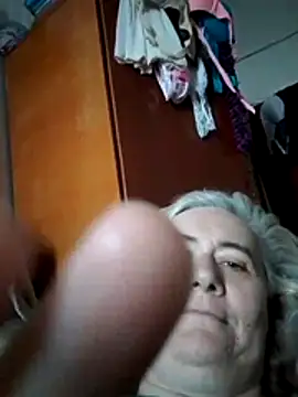 Snapshot of goodstyle chatting on 12.02.25 goodstyle online show from 12.02.25