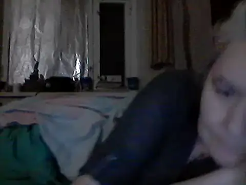 Snapshot of goodstyle chatting on 12.15.25 goodstyle online show from 12.15.25