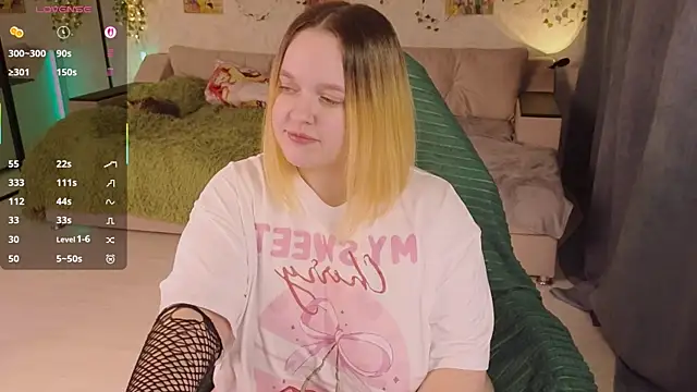 Aki nohana online show from 10.24.25