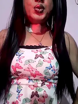 Snapshot of Cutie-Whiskey1 chatting on 12.03.25 Cutie-Whiskey1 online show from 12.03.25