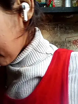 Snapshot of Saloni-Gupta chatting on 01.13.26 Saloni-Gupta online show from 01.13.26