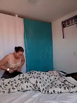 LaraCaliente online show from 02.27.26