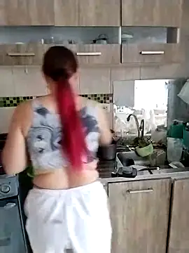 LaraCaliente online show from 03.03.26