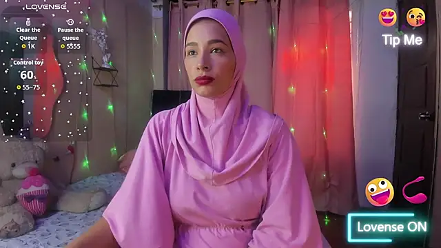 ShanaJamil online show from 11.15.25