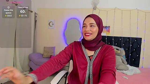 ShanaJamil online show from 04.28.26