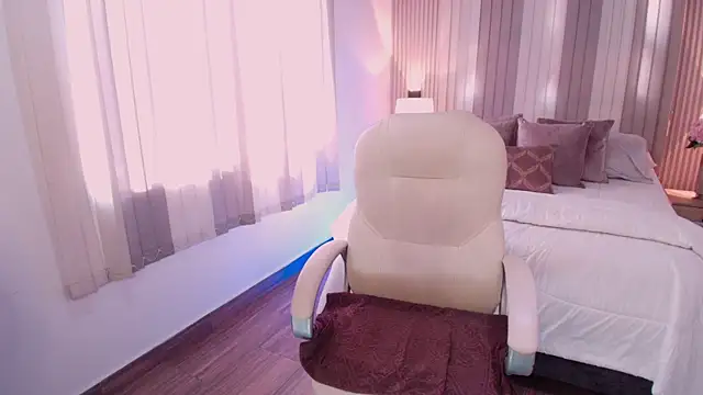 Megann Williamss online show from 02.28.26