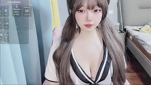 Lucky Cici online show from 06.03.26