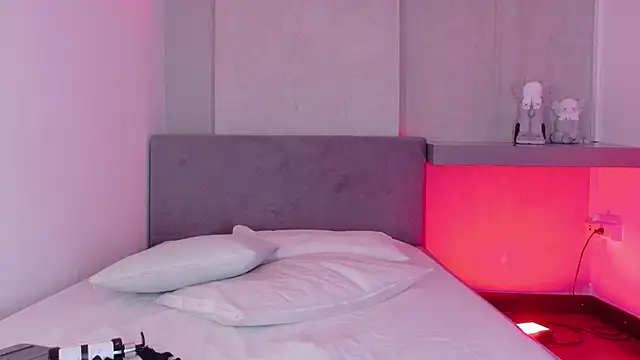 selena monroy online show from 09.26.25