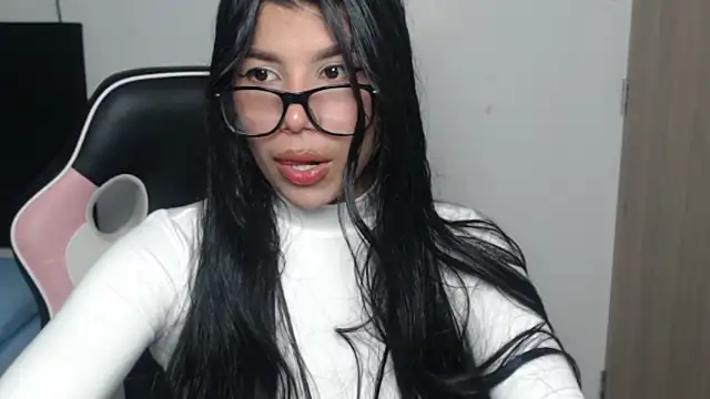 MayaScott11 online show from 04.22.26
