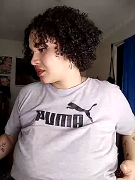 Julie wallace online show from 11.13.25