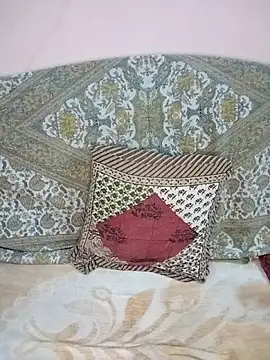 Snapshot of Bengalibeauty96 chatting on 03.14.26 Bengalibeauty96 online show from 03.14.26