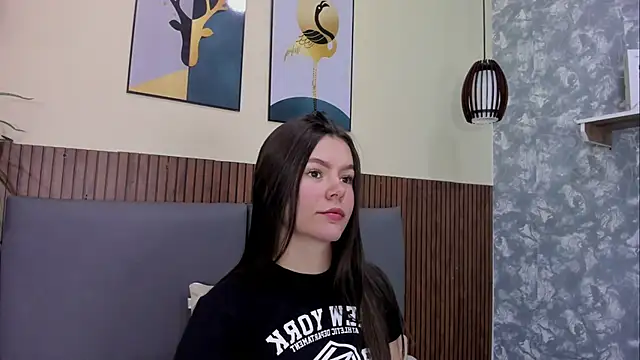 EmillyHarper  online show from 11.25.25